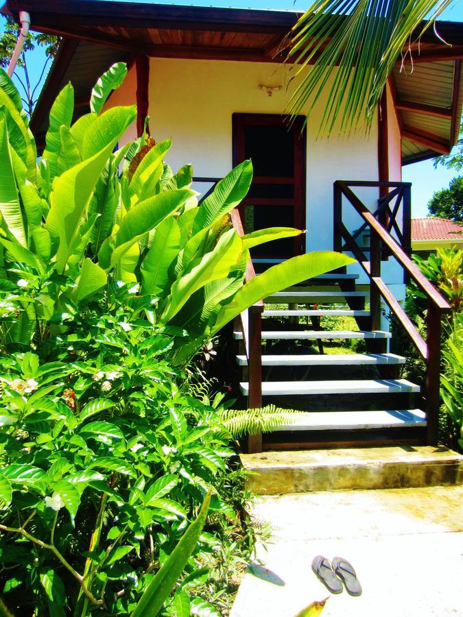 Casa Abundancyah B&B Bocas del Toro Exterior photo
