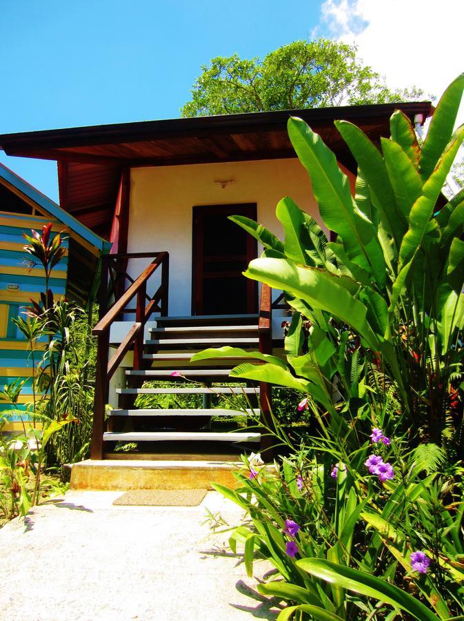 Casa Abundancyah B&B Bocas del Toro Exterior photo